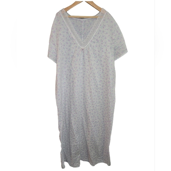 Vintage cottagecore floral night gown light airy lacy trim night dress grandma - Picture 1 of 5